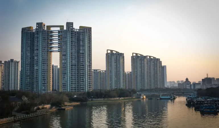 Bayz 101 by Danube