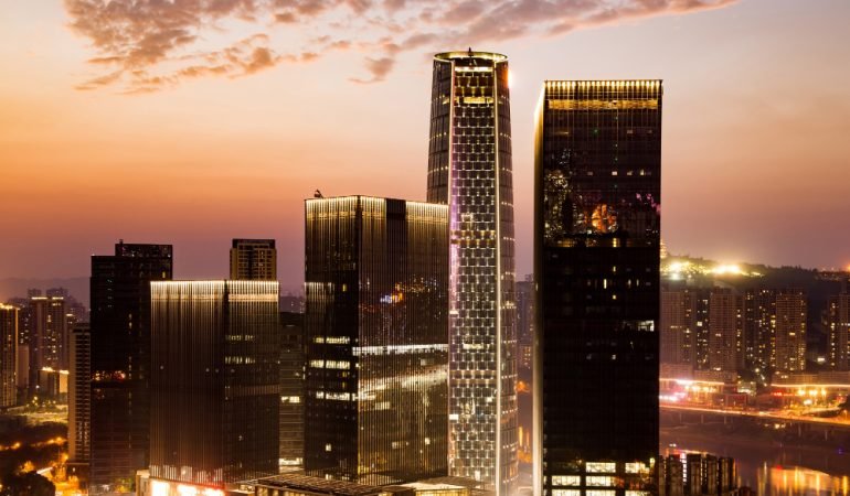 Dubai Luxury Real Estate Hits Record Highs